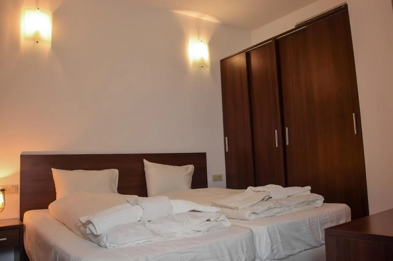 Apartment Dinos 2 Bed Cozy Apart At Bansko Close To The Lift